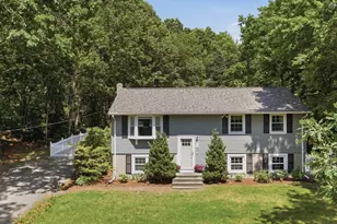 712 Berkley St, Berkley, MA 02779 - Photo 1
