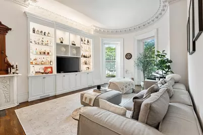 565 Massachusetts Ave #2, Boston, MA 02118 - Photo 1