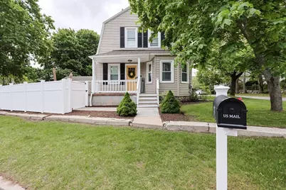 871 Wildwood Rd, New Bedford, MA 02745 - Photo 1