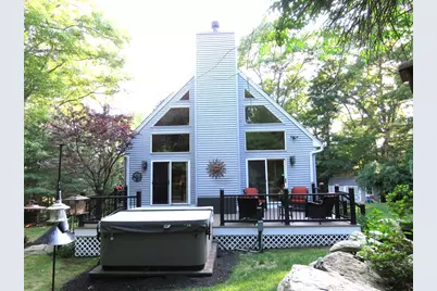 14 Circle Dr, Dudley, MA 01571 - Photo 1