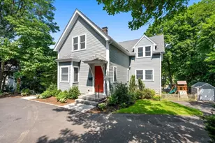 18 Benvenue St, Wellesley, MA 02482 - Photo 1
