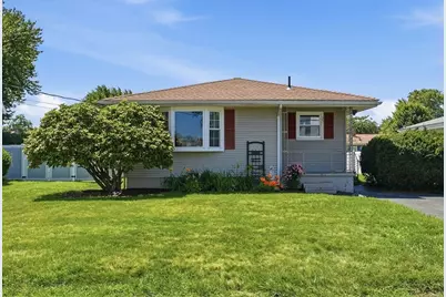 35 Beaumont Ave, Chicopee, MA 01013 - Photo 1