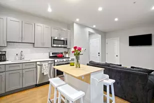 17 Howes St, Boston, MA 02125 - Photo 1