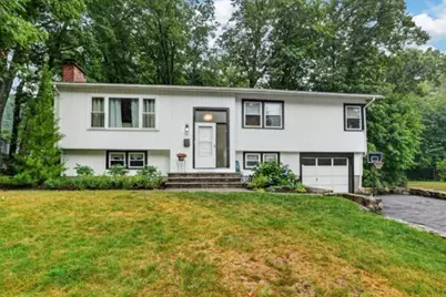 11 Geraldine Road, Framingham, MA 01701 - Photo 1