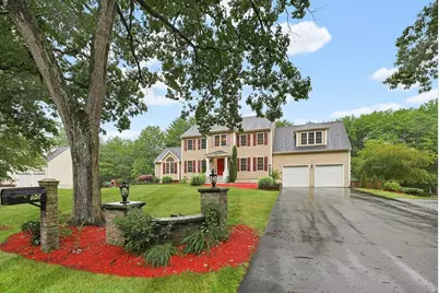 90 Huntsbridge Rd, North Attleboro, MA 02760 - Photo 1