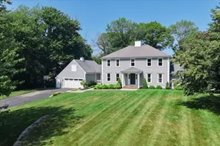 35 Satuit Meadow Ln, Norwell, MA 02061 - Photo 1