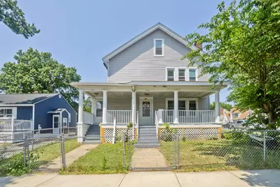 424 Carew, Springfield, MA 01104 - Photo 1