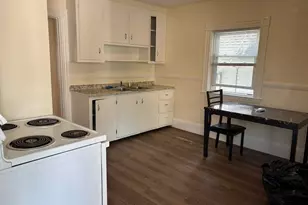 184 Winthrop St, Medford, MA 02155 - Photo 1