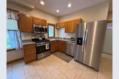 372 Metropolitan Ave #1, Boston, MA 02131 - Photo 1