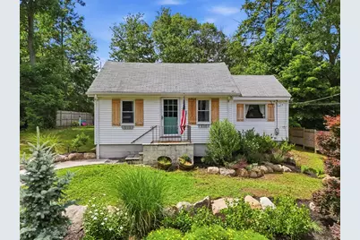 27 Leigh Rd, Hamilton, MA 01982 - Photo 1