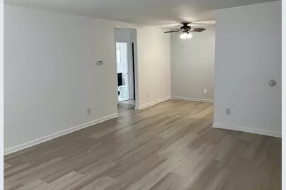 172 Summer St #11, Waltham, MA 02452 - Photo 1