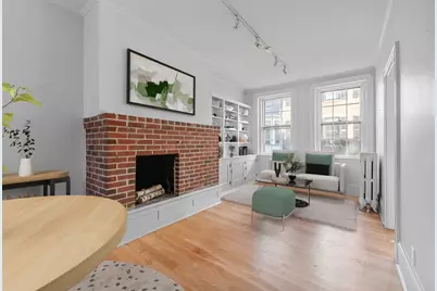 132 Myrtle St #2, Boston, MA 02114 - Photo 1
