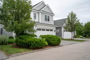 4 Strauss Ln, Framingham, MA 01701 - Photo 1