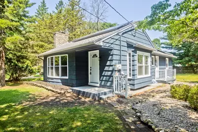 1988 Wilbraham Rd, Springfield, MA 01129 - Photo 1