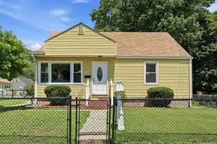 85 Brook St, Holyoke, MA 01040 - Photo 1