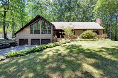 6 Laurelwood Dr, Oxford, MA 01537 - Photo 1
