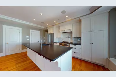 721 E 6th St #4, Boston, MA 02127 - Photo 1