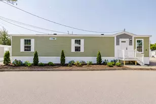 1346 Newport Ave, Attleboro, MA 02703 - Photo 1