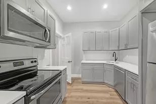 858 Huntington, Boston, MA 02115 - Photo 1