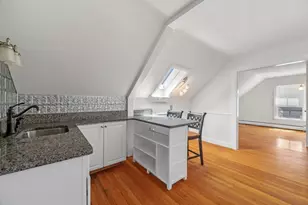 9 Boardman St, Salem, MA 01970 - Photo 1