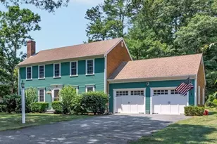 53 Thornberry Cir, Mashpee, MA 02649 - Photo 1