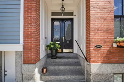 19 Salem St #2, Boston, MA 02129 - Photo 1