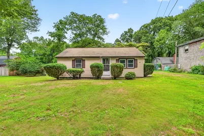 42 Cottage Dr, Holliston, MA 01746 - Photo 1