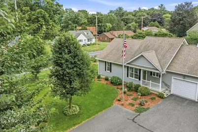 6 Toledo Ave #A, Westfield, MA 01085 - Photo 1