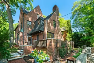 601 Walnut St, Newton, MA 02460 - Photo 1
