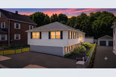 7 Hingston St, Peabody, MA 01960 - Photo 1