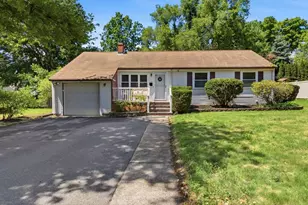 542 Trapelo Rd, Waltham, MA 02452 - Photo 1