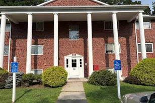 72 Barrett St, Northampton, MA 01060 - Photo 1