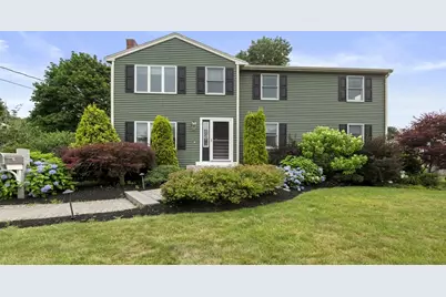 4 Raymond Cir, Peabody, MA 01960 - Photo 1
