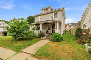 39 Claremont Ave, Holyoke, MA 01040 - Photo 1