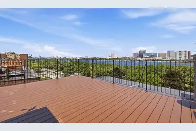 190 Beacon St #7, Boston, MA 02116 - Photo 1