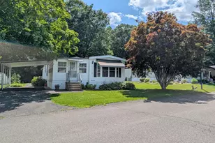 105 Clayton Dr, West Springfield, MA 01089 - Photo 1