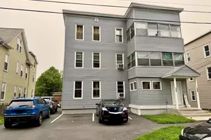 162 Narragansett Blvd, Chicopee, MA 01013 - Photo 1