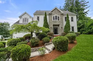 532 Washington St, Walpole, MA 02032 - Photo 1