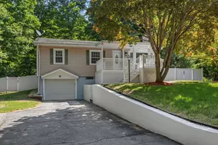 5 Grove St, Plainville, MA 02762 - Photo 1