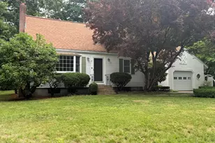 7 Wayne Dr, Foxboro, MA 02035 - Photo 1