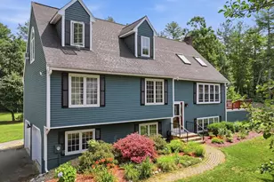 24 Piccadilly Cir, Holden, MA 01522 - Photo 1
