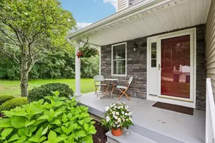36 Fox Run Rd, Blackstone, MA 01504 - Photo 1