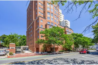 931 Massachusetts Ave #605, Cambridge, MA 02139 - Photo 1