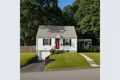 18 Hunnewell Rd, Worcester, MA 01606 - Photo 1