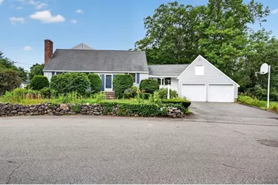 8 Marion Ave, Andover, MA 01810 - Photo 1