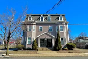 26 Cherry St, Waltham, MA 02453 - Photo 1