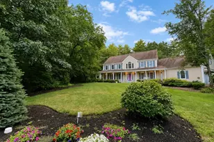 6 Worthington Green, Beverly, MA 01915 - Photo 1