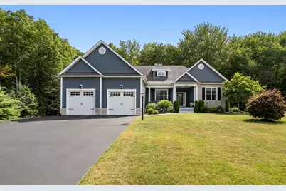 76 Avalon Dr, Attleboro, MA 02703 - Photo 1