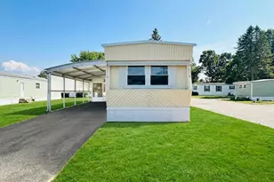 70 Shumway St, Springfield, MA 01119 - Photo 1