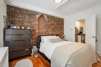 130 Myrtle St #1F, Boston, MA 02114 - Photo 1